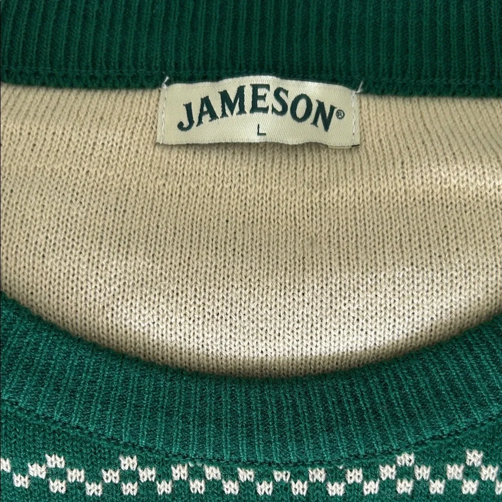 Jameson Irish Whiskey Sweater Size Large NWOT